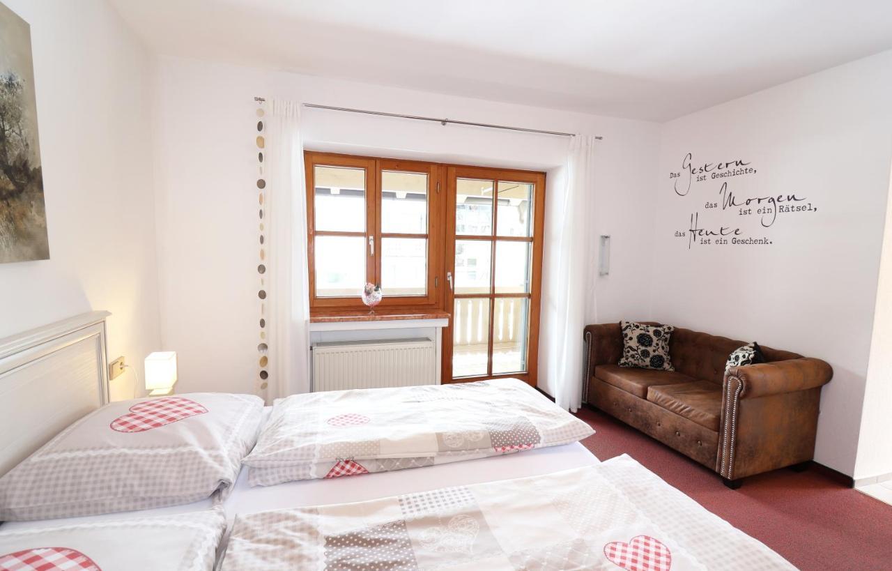 루폴딩 Haus Dippel Am Kurpark Inklusive Chiemgaukarte 아파트 외부 사진